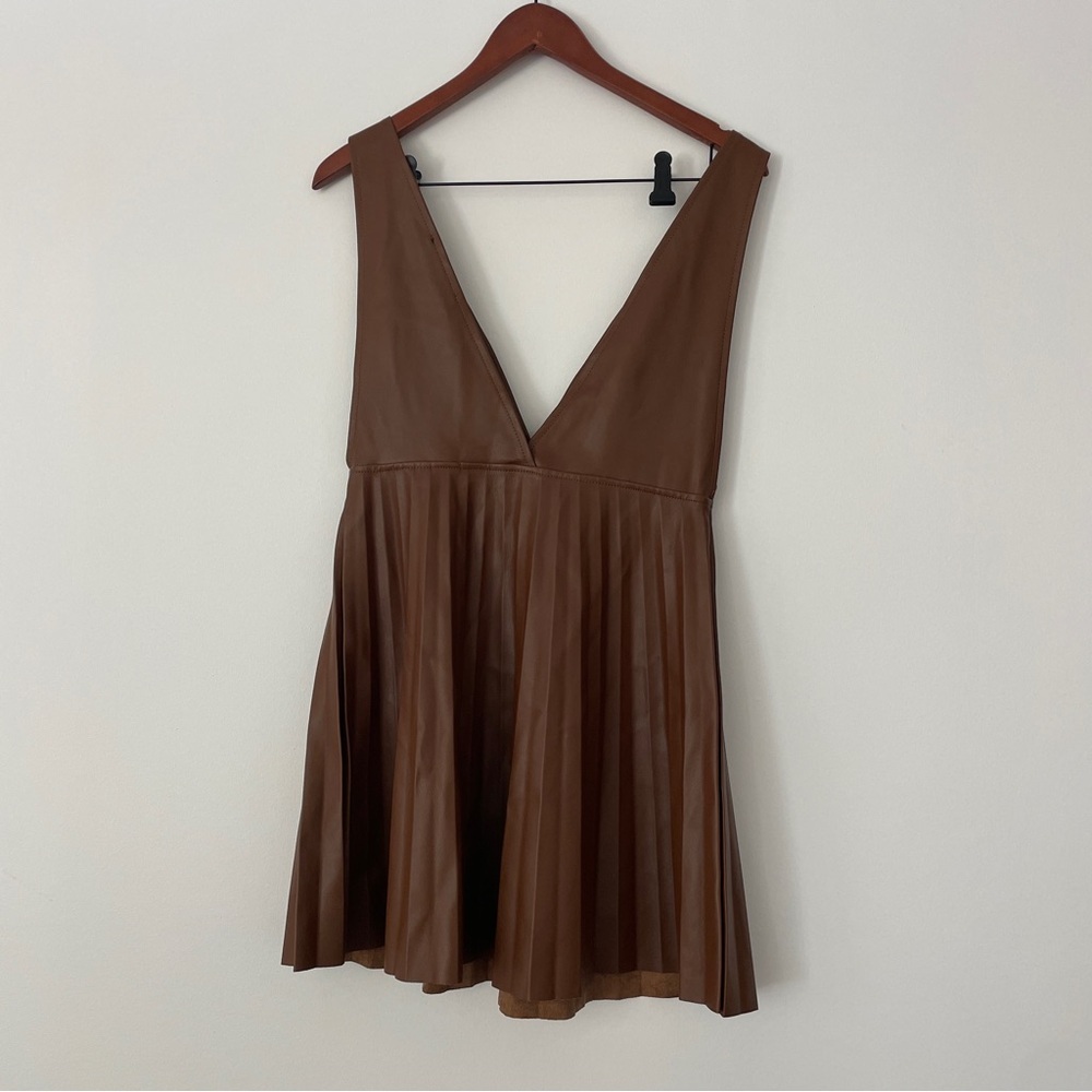 Zara Faux Leather Pleated Mini Pinafore Dress - BLOGGER FAV - Size S - Picture 11 of 12